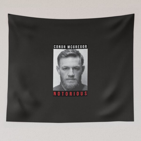 Artikelvorschau, Notorisches Mugshot-T-Shirt Connor McGregors Essential T-Shirt entworfen und verkauft von carriljsduec.