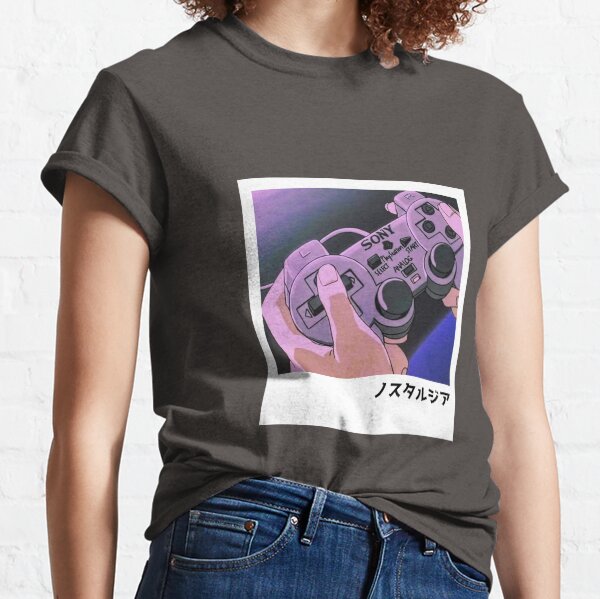 Vista previa del artículo con la obra «Nostalgia de PlayStation | Estética anime», diseñado y vendido por PopUpShirt.