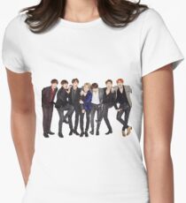 BTS Tailliertes T-Shirt für Frauen