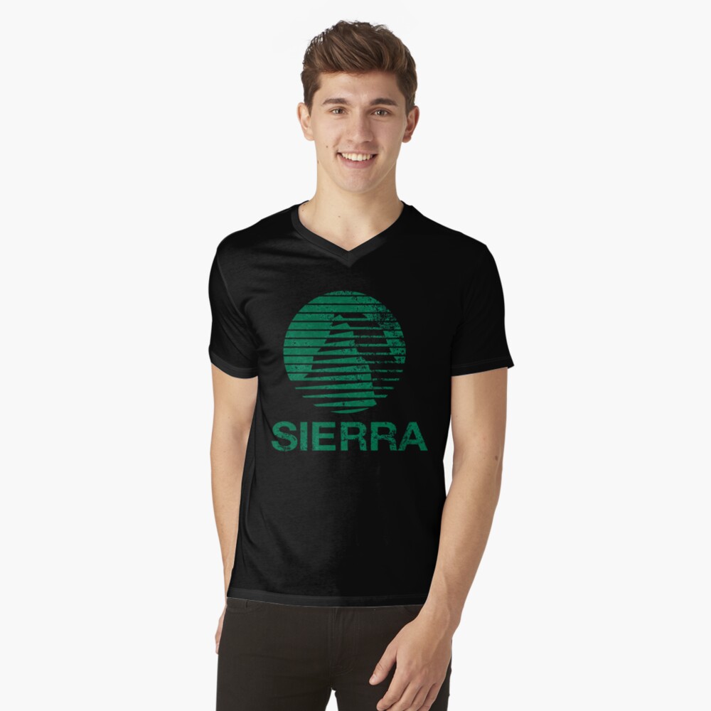 Vista previa del artículo con la obra «Camiseta de cuello en V», diseñado y vendido por NitikiaScott1.