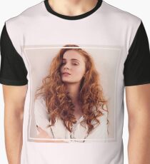 sophie turner Graphic T-Shirt