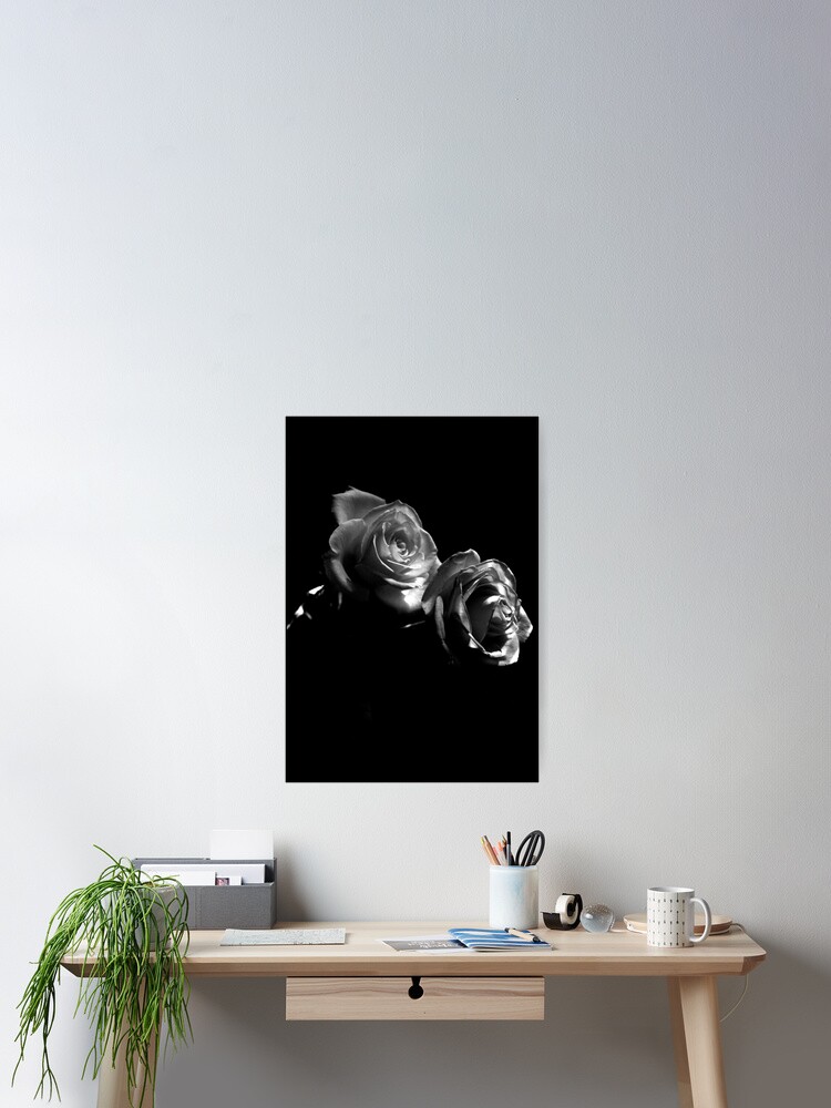 Imagen 2 de 3, Póster con la obra Black Roses, diseñada y vendida por JuileeP.