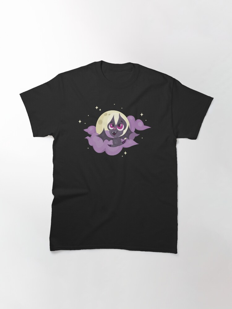 Aperçu 3 sur 7. T-shirt classique avec l'œuvre Cartoon Bat in the sky créée et vendue par Festiv-at-Home.