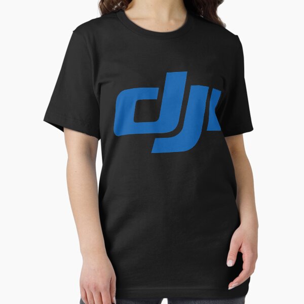 Vista previa del artículo con la obra «Camiseta esencial con el logotipo de dji del superventas», diseñado y vendido por GaryWarren.