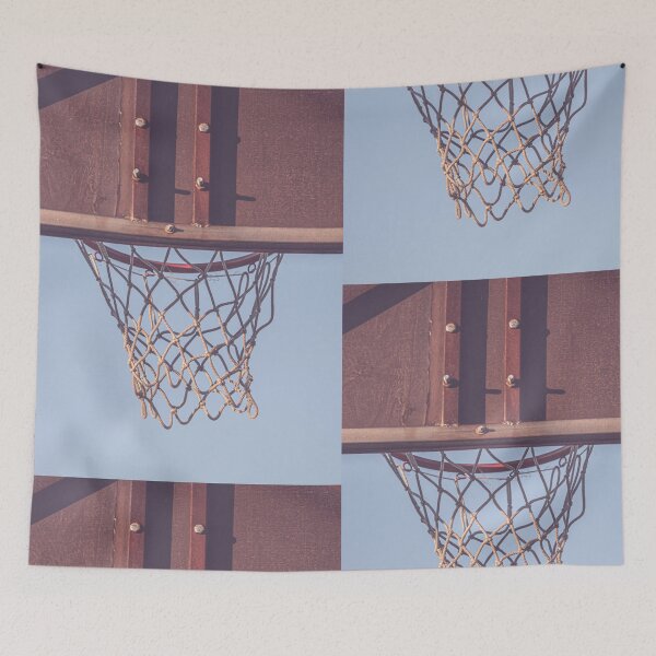 Aperçu de l'œuvre Basketball créée et vendue par Emishopp.