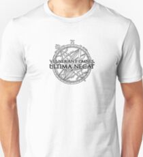 Vulnerant omnes, ultima necat. Unisex T-Shirt