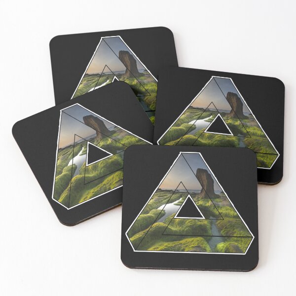 Aperçu de l'œuvre triangle nature | cadeau créée et vendue par Smoking_Animals .
