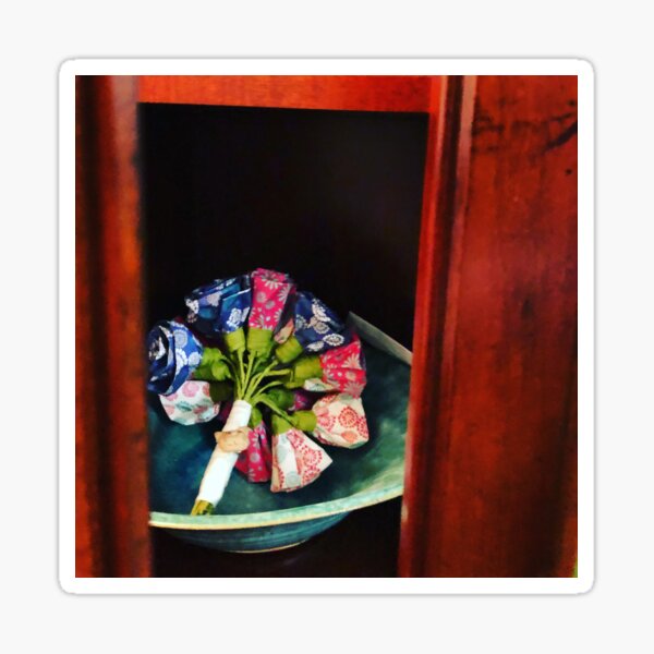 Bouquet Peek Sticker