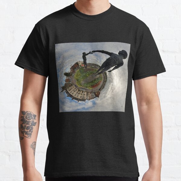 Hands Across the Divide, Derry Classic T-Shirt