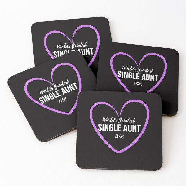 Aperçu de l'œuvre Worlds Greatest Single Aunt Ever T-Shirt Gift For Mothers Day, Mom, and Grandma créée et vendue par AverageJoesBBQ.
