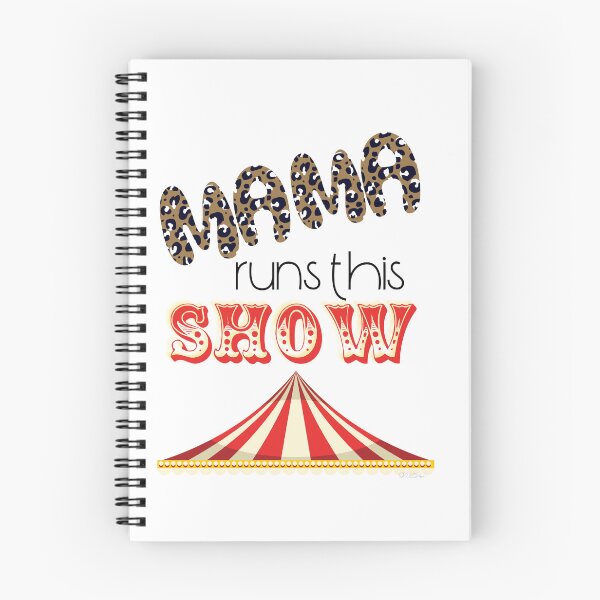 Aperçu de l'œuvre Maman dirige ce spectacle créée et vendue par SMBDesigns304.