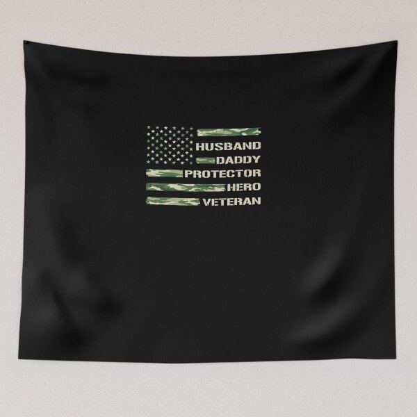 Artikelvorschau, Ehemann, Papa, Beschützer, Held, Veteran, Camo-Flagge entworfen und verkauft von HorsesForLife15.