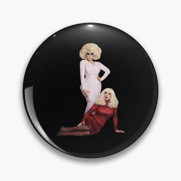 Artikelvorschau, Trixie und Katya buchen Fotoshooting UNHhhh entworfen und verkauft von NcQuond.