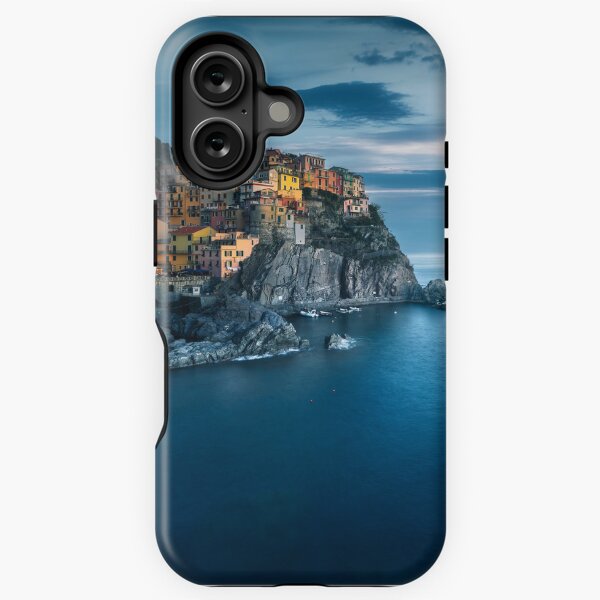 Aperçu de l'œuvre Village de Manarola sur les rochers, heure bleue. Cinque Terre, Italie créée et vendue par Stefano Orazzini.