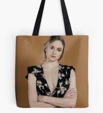 Celebrity: Sophie Turner Tote Bag