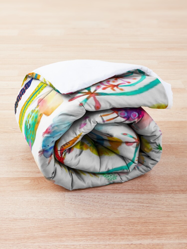 Alternate view of Lush and dreamy cacti garden Comforter