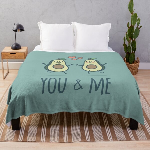 Artikelvorschau, Süßes Paar Avocados in Love You & Me entworfen und verkauft von MrBoneDesign.