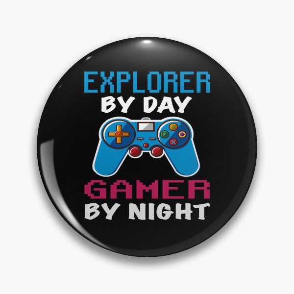 Artikelvorschau, Explorer By Day Gamer By Night-Shirt, lustiges Explorer Gamer-Geburtstagsgeschenk, Explorer-Vater, Ehemann, Freund, Videospielliebhaber, Weihnachtsgeschenk entworfen und verkauft von xlnv.