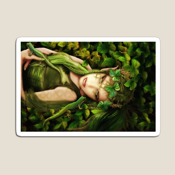 Elf Hazel Magnet