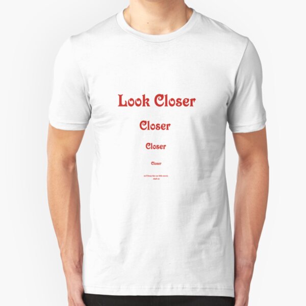 Look closer Slim Fit T-Shirt