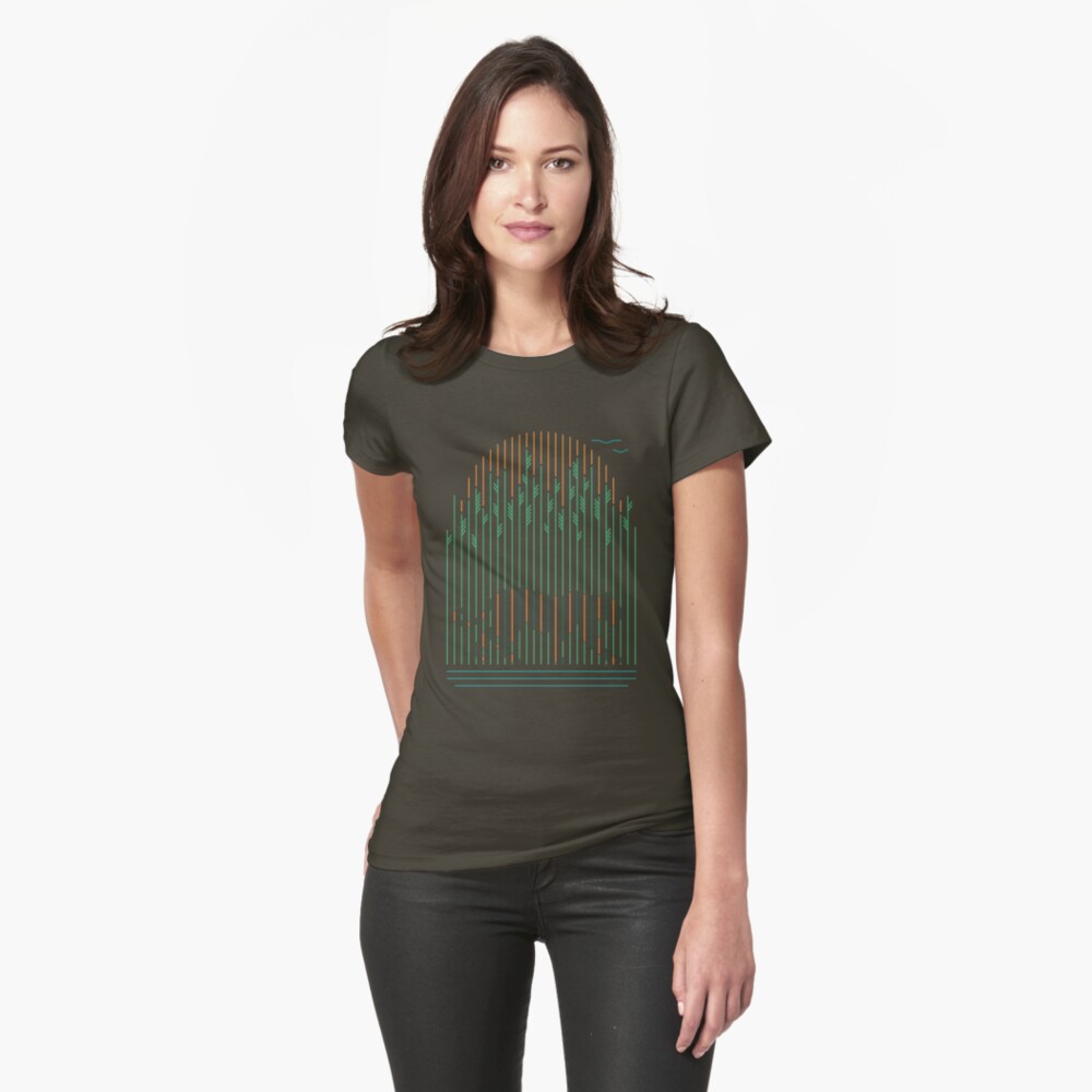 Aperçu de l'œuvre T-shirt moulant créée et vendue par thepapercrane.