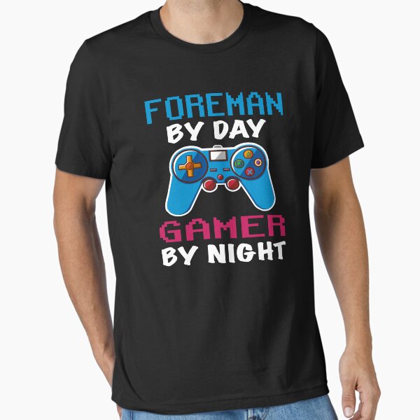 Artikel-Vorschau von Vorarbeiter bei Tag Gamer bei Nacht Shirt, lustiges Vorarbeiter Gamer Geburtstagsgeschenk, Vorarbeiter Vater Ehemann Freund Videospielliebhaber Weihnachtsgeschenk, designt und verkauft von xlnv.