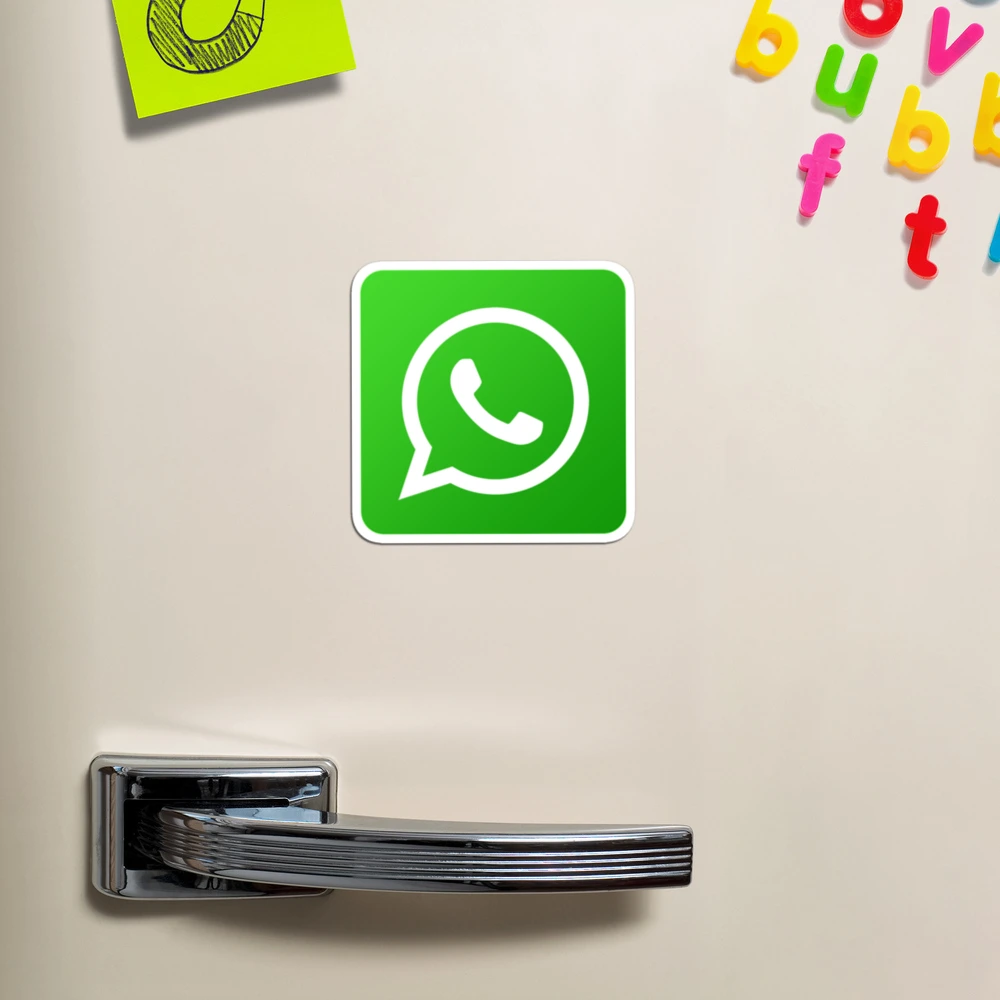 Convert your photos into stickers for WhatsApp easily and quickly in just 3  steps - GEARRICE