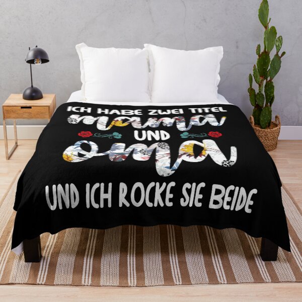 Artikelvorschau, Ich Habe Zwei Titel Mama Und Oma Und Ich Rocke Sie Beide entworfen und verkauft von Tatus Brinal.