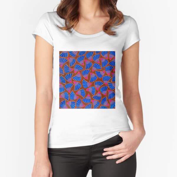 Fitted Scoop T-Shirt