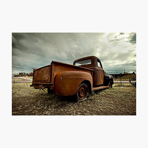 Vista previa del artículo con la obra «Abandonado 1952 Ford F-1 (1)», diseñado y vendido por mal-photography.