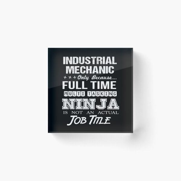 Aperçu de l'œuvre T-shirt de mécanicien industriel - T-shirt multitâche d'article de cadeau d'emploi de ninja créée et vendue par watkinsmat.