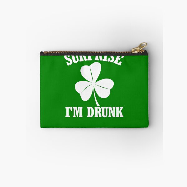 Artikelvorschau, Surprise I'm Drunk Shamrock Funny St. Patrick's Day Gear entworfen und verkauft von DynamicDesign.