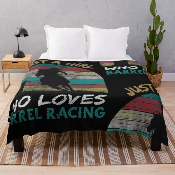 Artikelvorschau, Just-a-Girl-Who-Loves-Pferde, Just-a-Girl-Who-Loves-Barrel-Racing,-Reitpferd-Geschenk,-Pferdeliebhaber,-Tierliebhaber,-Farm-Life-Geschenk, -Süße-Pferd-Mädchen-Liebe,-Lustiges-Pferd entworfen und verkauft von Saunders Medlock.