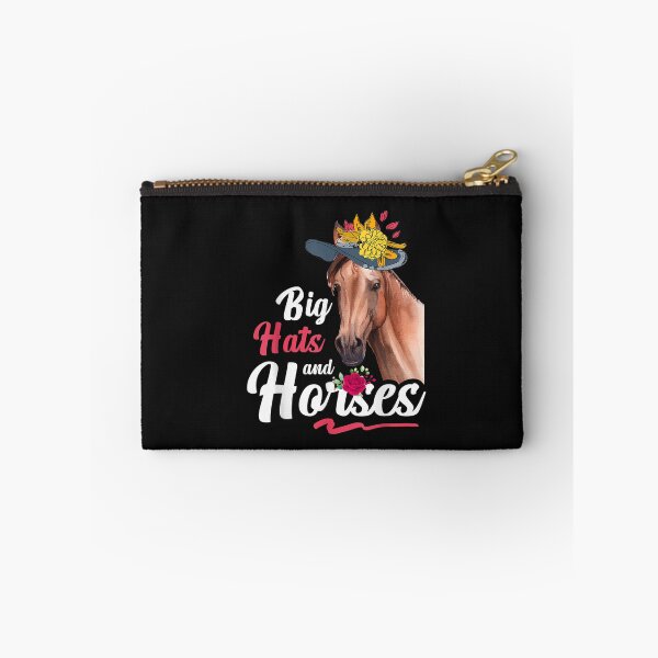 Artikelvorschau, Derby Day 2022 Derby Kentucky horse derby dresses Derby Suit T-Shirt entworfen und verkauft von Baron-Hagen.