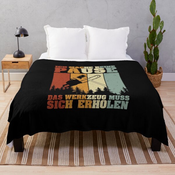 Item preview, Förster Keine Pause Werkzeug Muss Sich Erholen Lustig Retro designed and sold by StrongShirts.