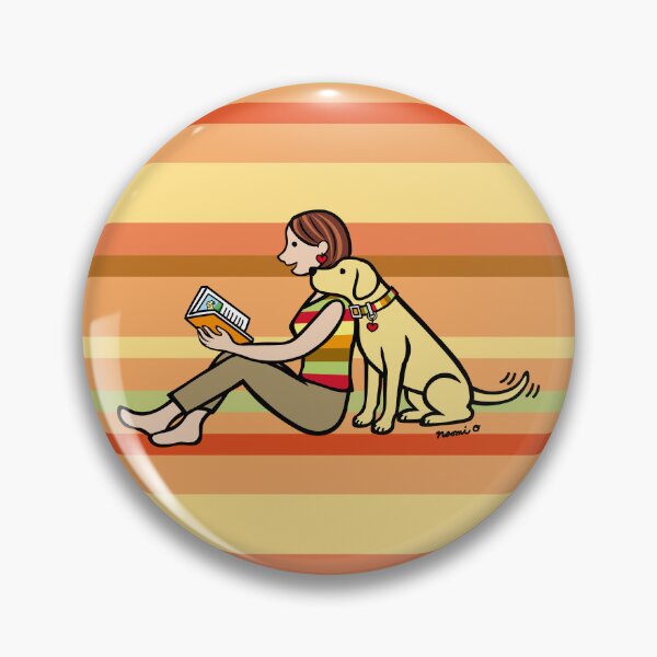 Artikelvorschau, Mama und ihr gelber Labrador mit einem Buch entworfen und verkauft von HappyLabradors.