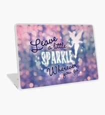 Lass einen kleinen Funken, wohin du auch gehst Laptop Skin
