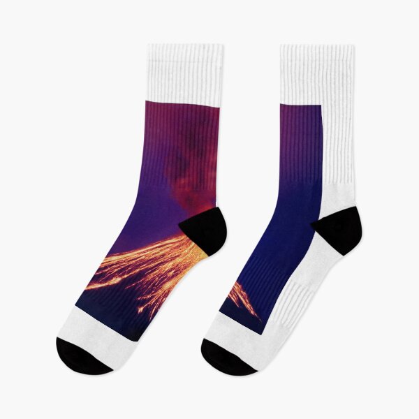 Artikelvorschau, Vulkanausbruch bei Nacht entworfen und verkauft von Vermut288.
