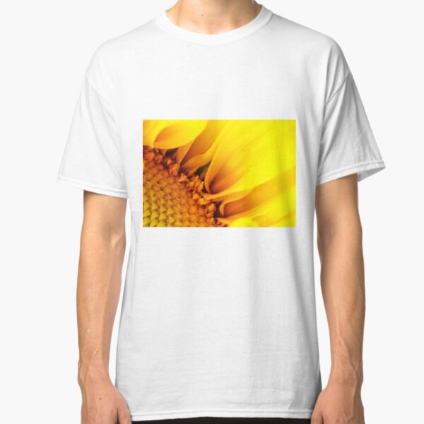 Sunflower petal power Classic T-Shirt