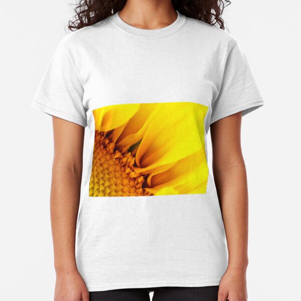 Sunflower petal power Classic T-Shirt