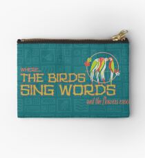 Tiki Room - Wo die Vögel Worte singen Studio Clutch