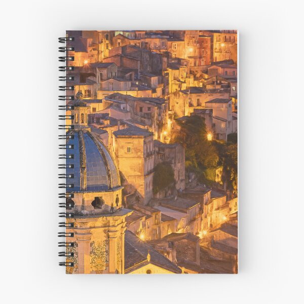 Artikelvorschau, Ragusa Sizilien bei Nacht 2 entworfen und verkauft von PhotoArt by Joan Carroll.