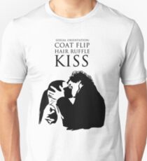 Sherlock and Molly Kiss Unisex T-Shirt