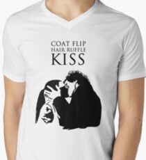 Sherlock and Molly Kiss II Men's V-Neck T-Shirt