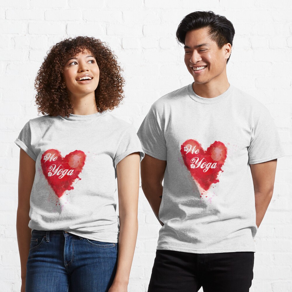 We love Yoga Camiseta clásica