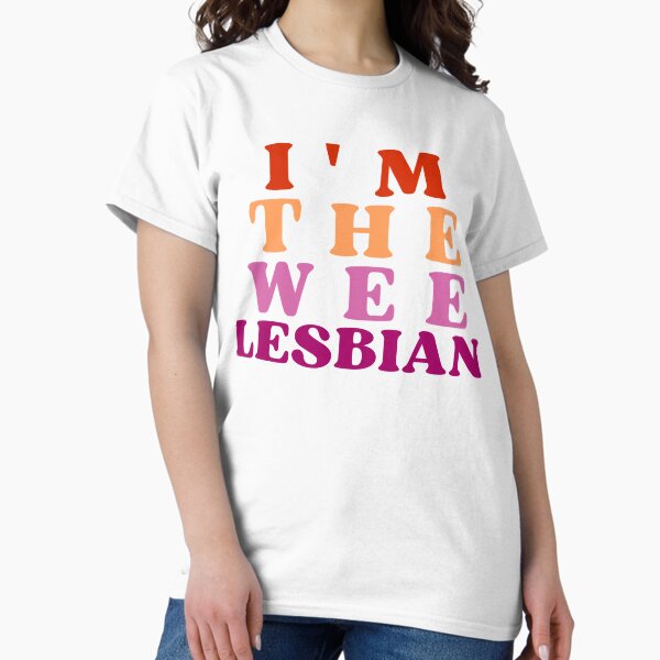Vista previa del artículo con la obra «Regalo divertido para la pequeña lesbiana retro vintage», diseñado y vendido por Howellkovacek.