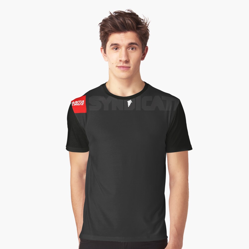 Vista previa del artículo con la obra «Camiseta gráfica», diseñado y vendido por CodyWest.