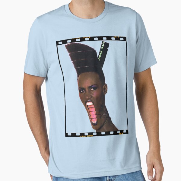 S2TR T-Shirt Essential T-Shirt
