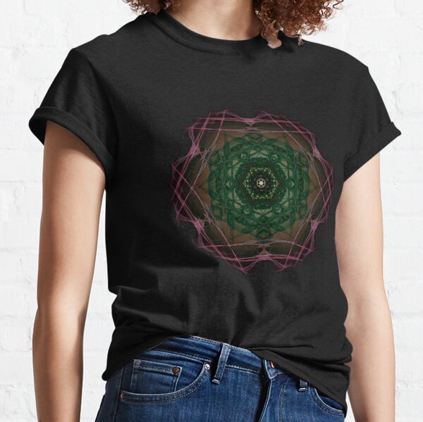Geo 17 Classic T-Shirt