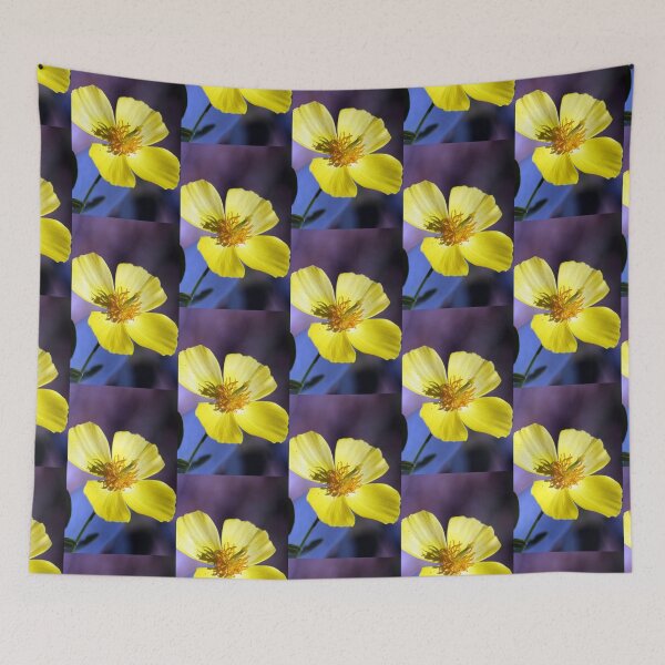 Aperçu de l'œuvre Fleur cosmos jaune créée et vendue par PsychoAlien.com.
